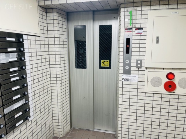 ルミエールお茶の水ビル エレベーター