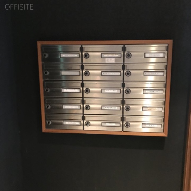 いちご三田ビル 郵便受け