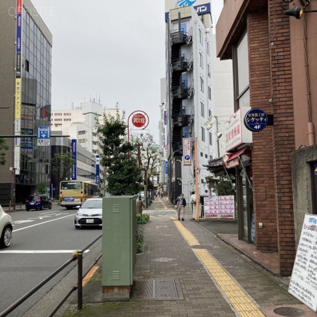 渋谷第一ビル 前面歩道