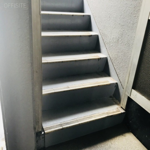 第6協栄ビル エントランス