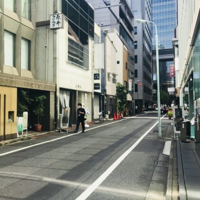 藤木ビル ビル前面道路