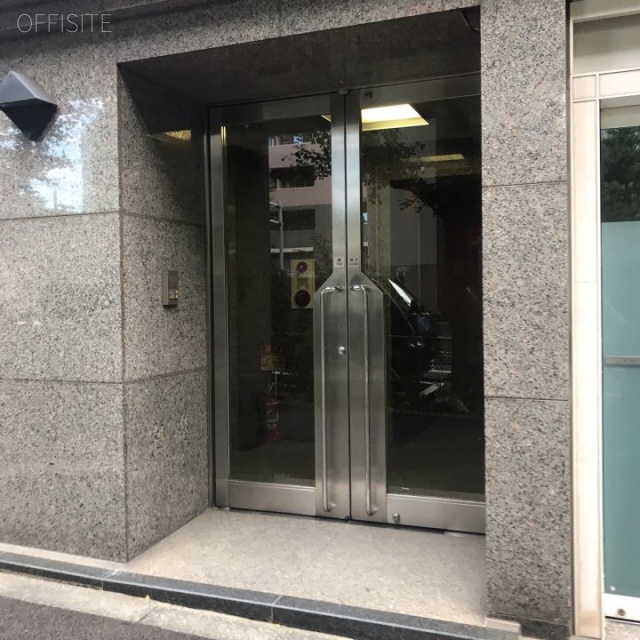 プラネットビル エントランス