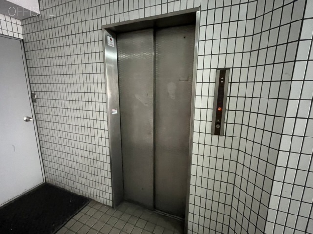 久松町ロータリービル エントランス