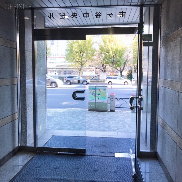 市ヶ谷中央ビル エントランス