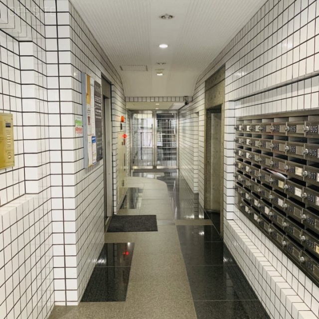 アルス市ヶ谷 エントランス