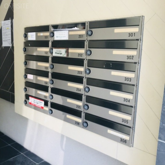 ヴィラージュ白金台 郵便受け