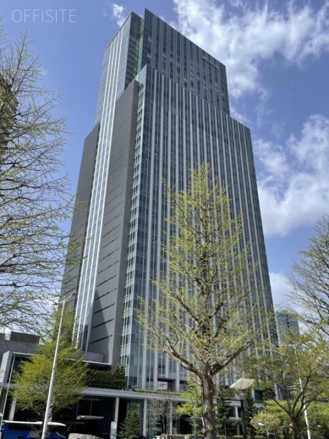 仙台トラストタワー 外観