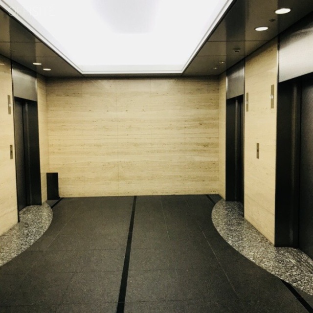 オーク池袋ビル エントランス