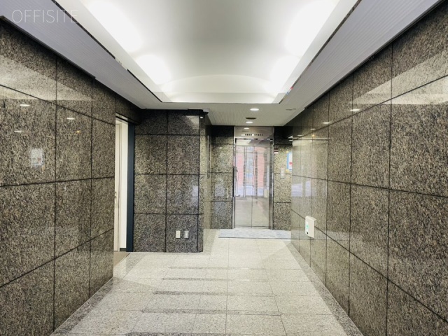 九段南ビル エントランス