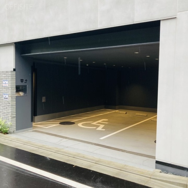 市ヶ谷科学技術イノベーションセンタービル 駐車場