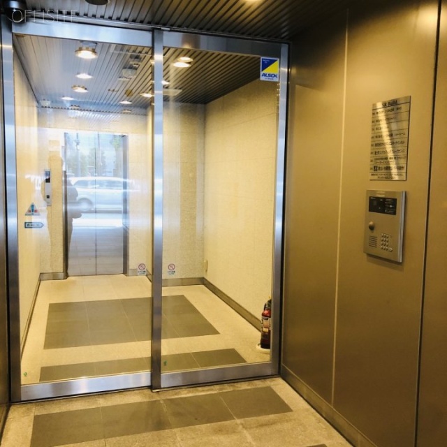 SRビル エントランス