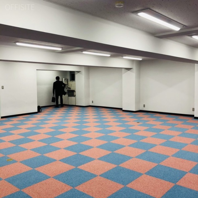 新川田所ビル 室内