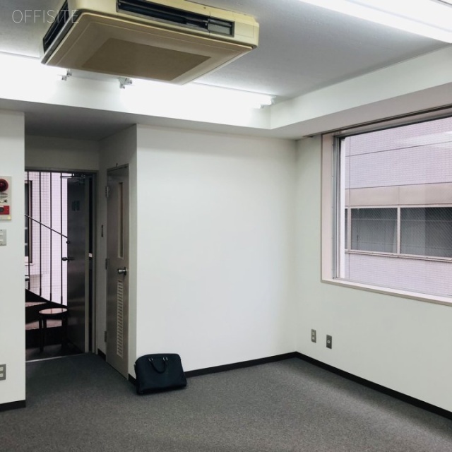 たちばなやビル 基準階室内