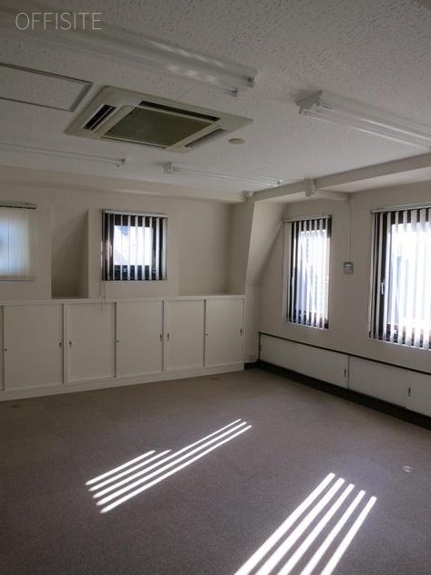 エーエスビル 室内