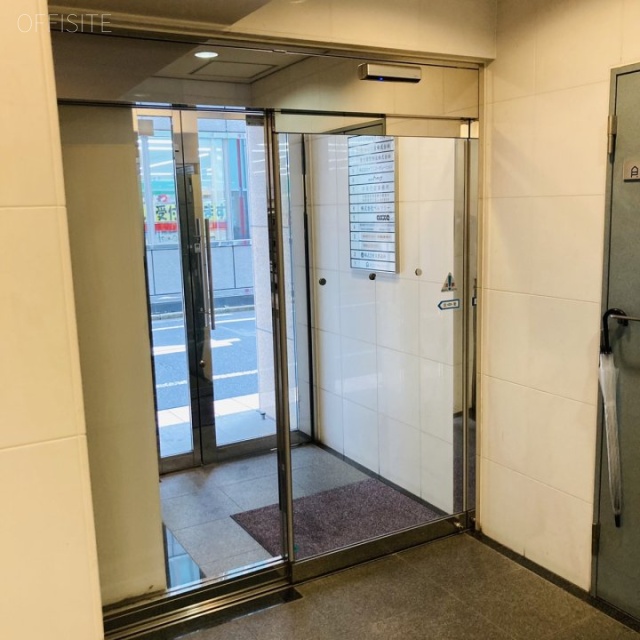 フォロス岩本町ビル エントランス