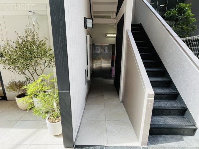 TRUST VALUE 虎ノ門 エントランス