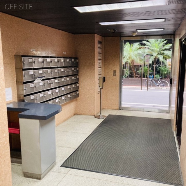 東京銀座ビルディング エントランス