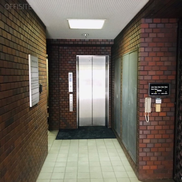 アオキビスポークビル エントランス