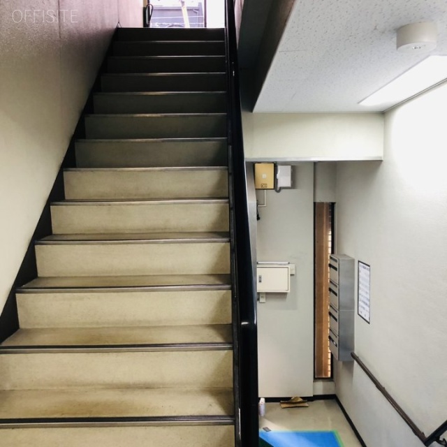 永井ビル エントランス