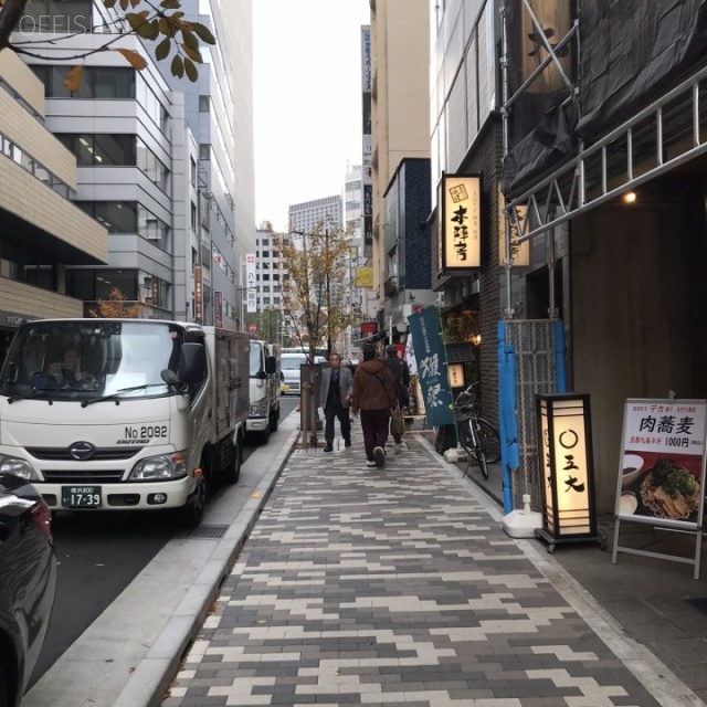 伊藤ビル ビル前面道路