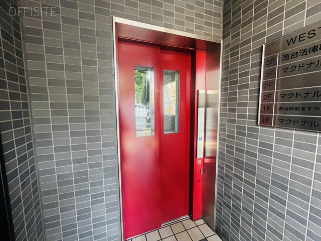 WEST GATE エントランス