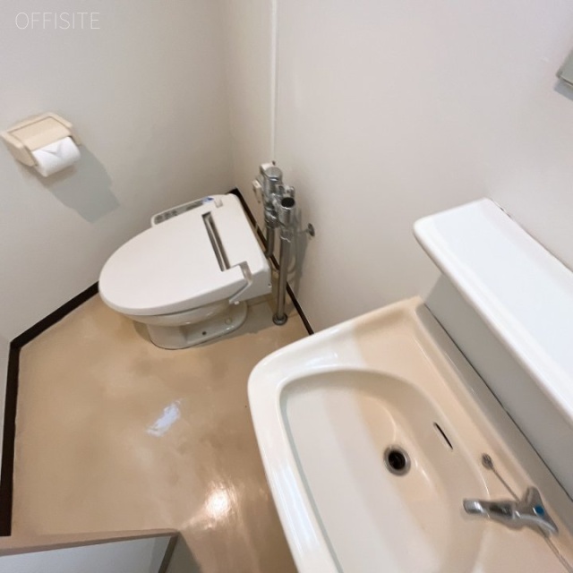 初台村上ビル トイレ