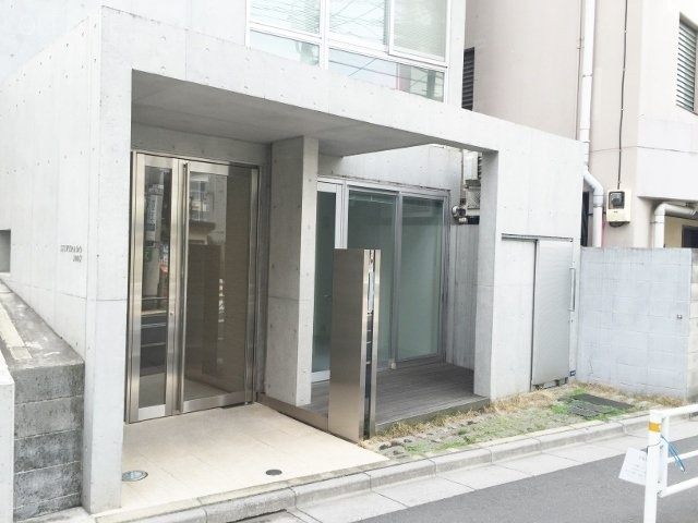 シルバラード 6 design エントランス