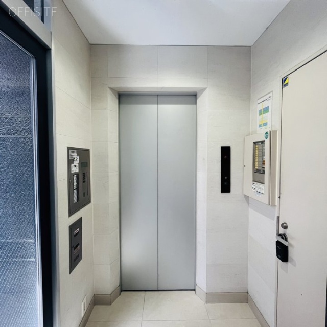 TSーⅠBLDG. エントランス