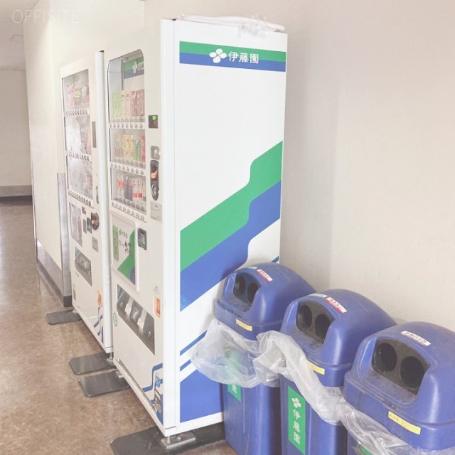 稲毛海岸ビル エントランス