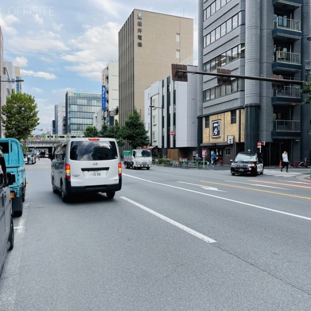 KSKビル 前面に蔵前橋通り