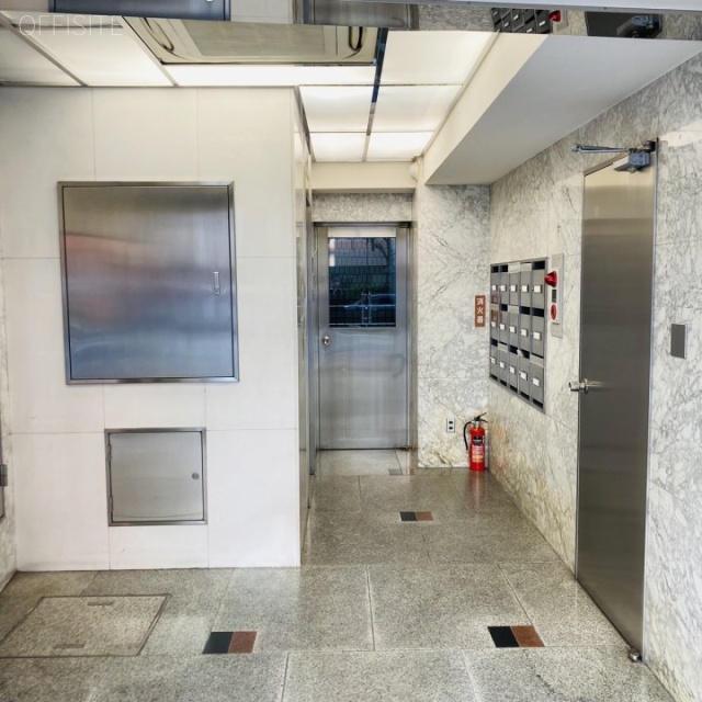 八重洲長岡ビル エントランス