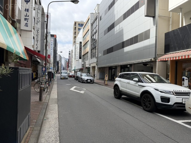 丹波屋ビル 前面道路