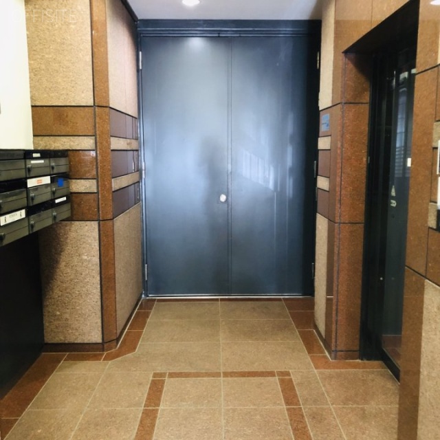 タチバナ日比谷ビル エントランス