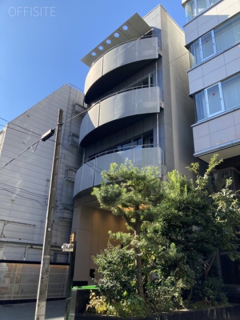 Polar 西新宿 外観