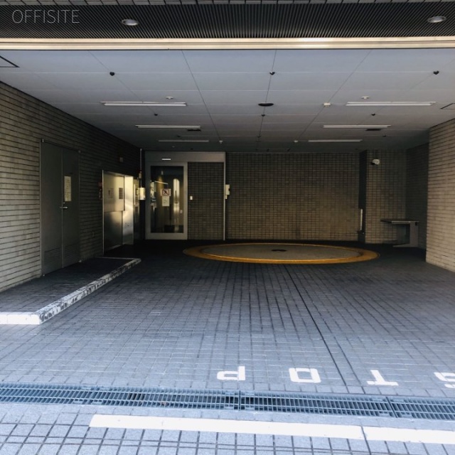 尚友会館 駐車場