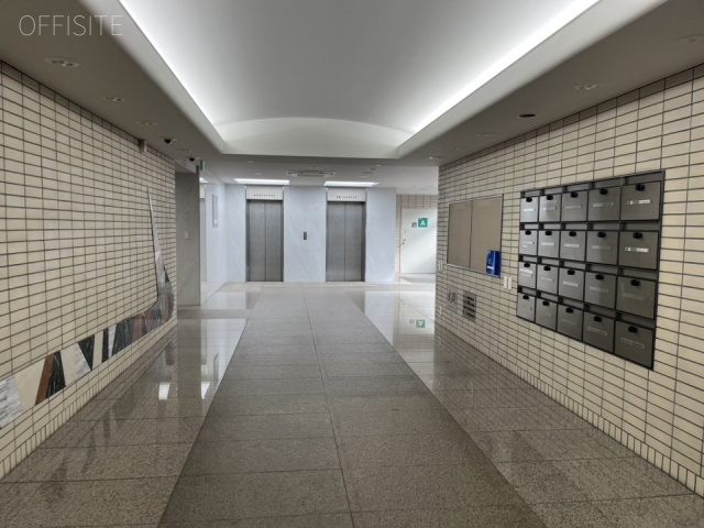 OSビル エントランス