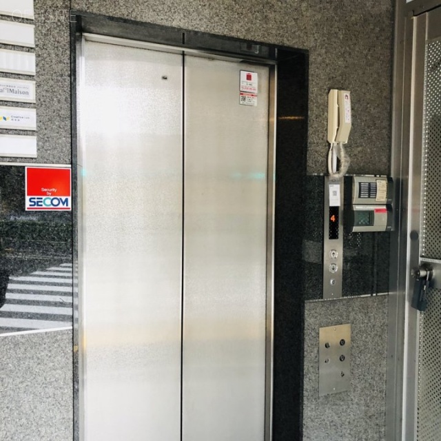 日綜代々木ビル エレベーター