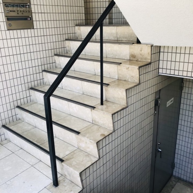 YKD代々木 エントランス