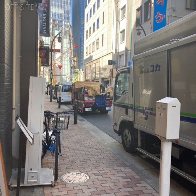 nefi nihombashi ビル前面道路