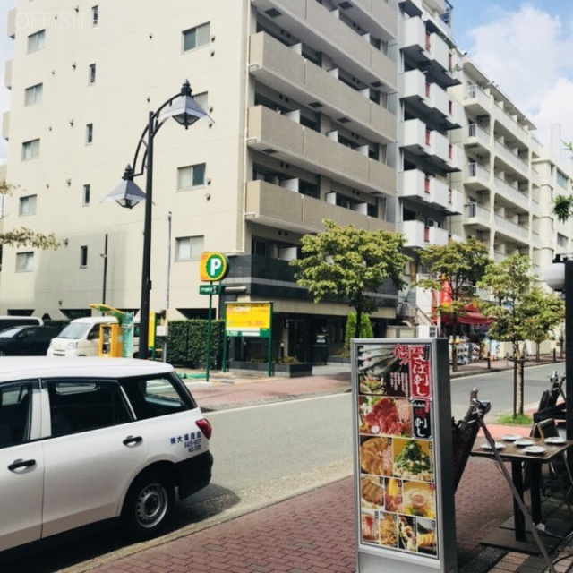 キャナルスクエア芝浦 ビル前面道路