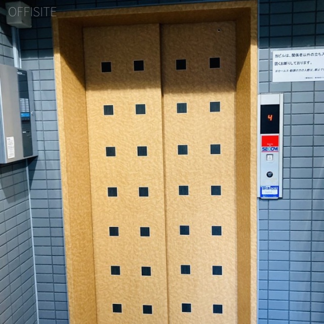 ゼロワンビル エレベーター