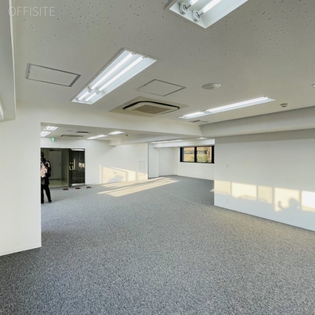 本郷綱ビル 室内