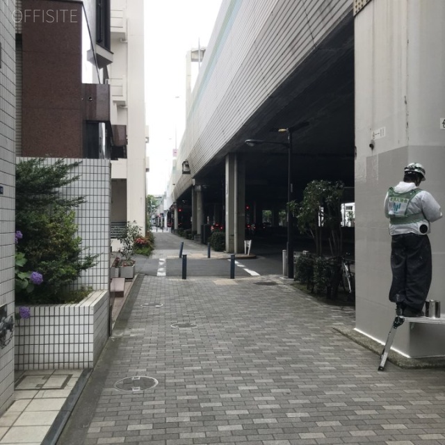 MSビル ビル前面道路