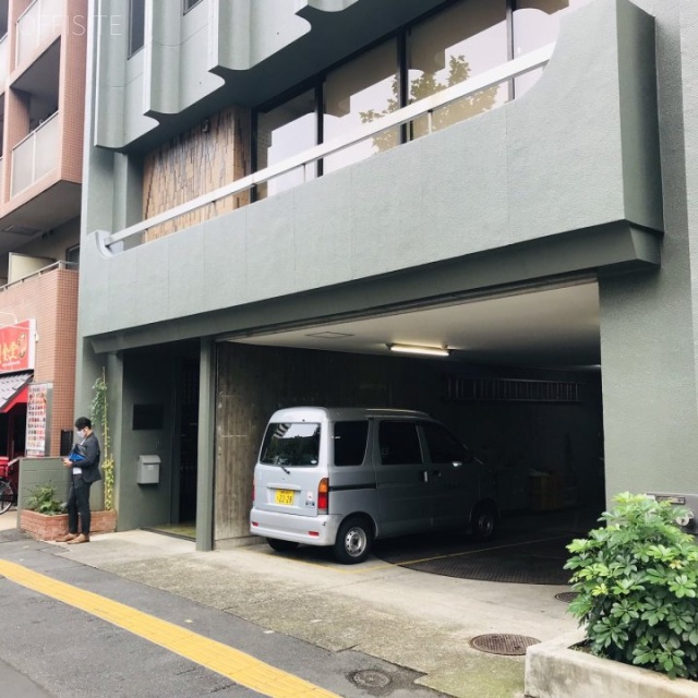 新宿太陽ビル 外観