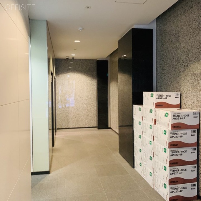 U-AXIS エントランス