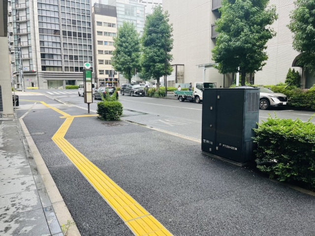 一星芝ビルディング 前面道路