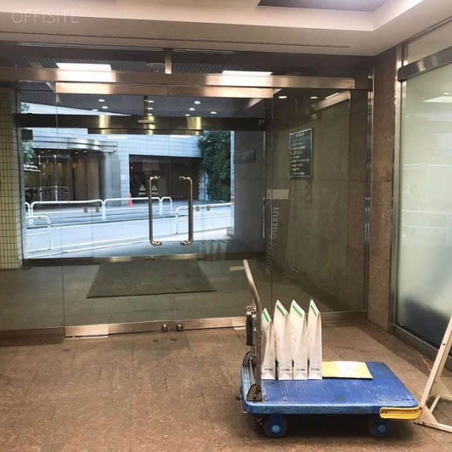 藤和東五反田ビル オフィスビル出入口