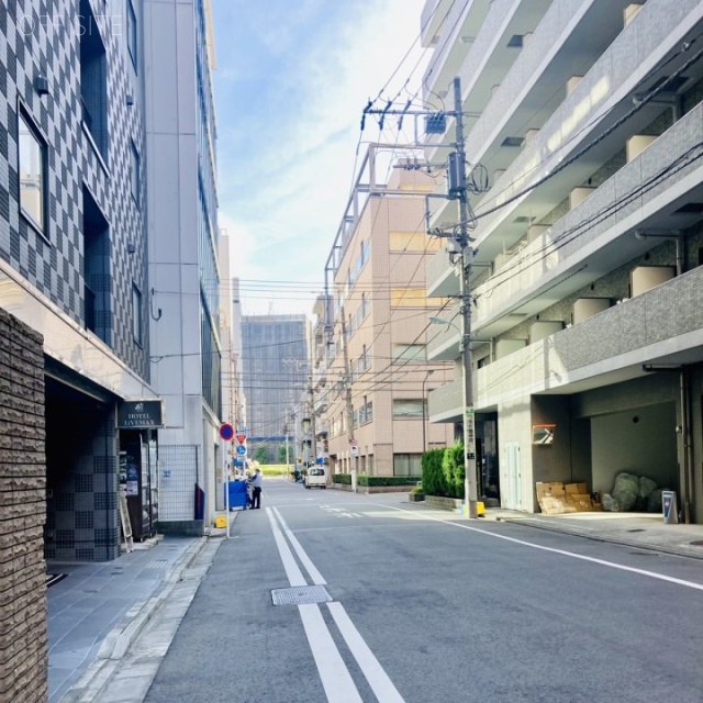 第3東邦ビル 前面通り