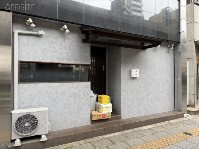 晴花ビル 1F部分