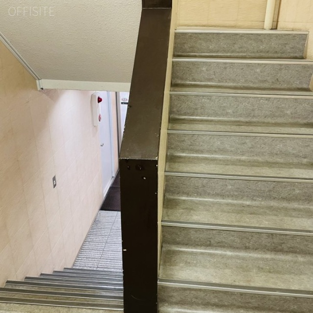 ニットクビル エントランス